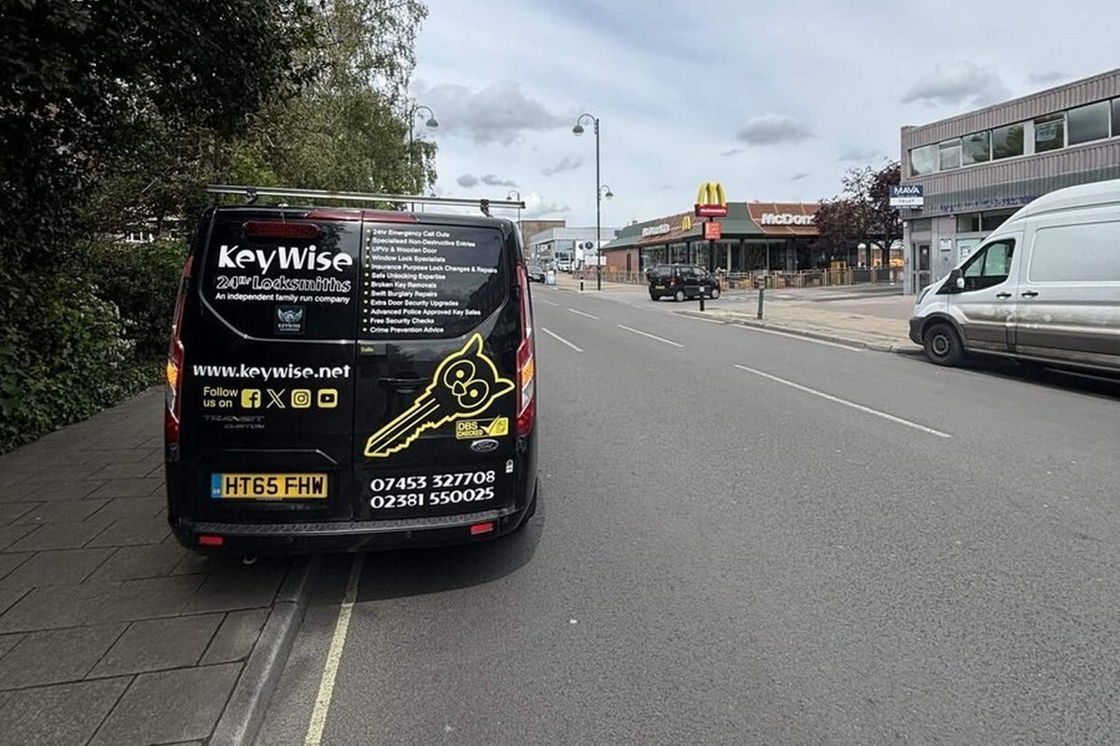 Keywise 24hr Locksmiths van in Shirley, Hampshire. Family-run, 2024 Police & Crime Commissioner Award winner.
