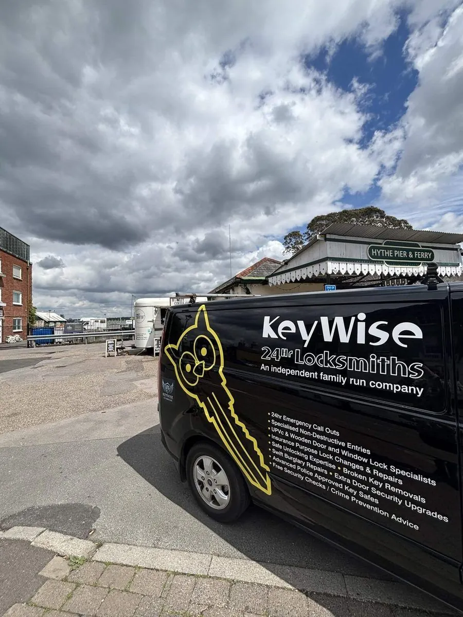 Keywise locksmith van in Hythe, SO45 Waterside