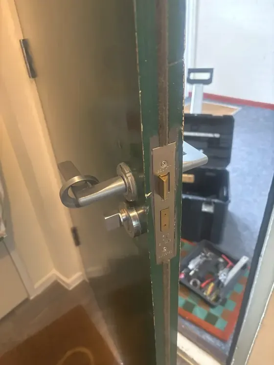 New front door handle and lock fitted at a rented property in Marchwood for a local letting agent
